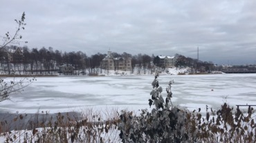 Itsensä johtamisen sietämätön keveys
